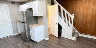 Newly Renovated 3 Bedroom, 1 Bathroom in Spring Hill- Central Air and Brand New Kitchen!! Gallery 8