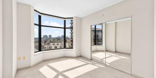 Come live in Penterra Plaza! Gallery 8