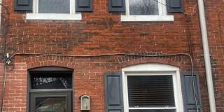 Stylish 2-bedroom modern townhome in the South Side Slopes Stylish 2-bedroom modern townhome in the South Side Slopes Gallery 1