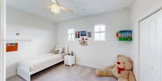 2333 Southeast 28th Court Gallery 11