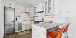 1929 Tamarind Ave unit: 8 Gallery 21