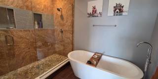 Modern 4 Bedroom 5 Bath Townhome - With Lots of Natural Light and Great Views! Gallery 25