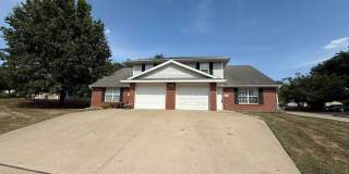 4 bedroom, 2 Bathroom Duplex Gallery 1