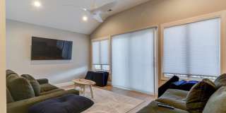 10 E Street Gallery 15