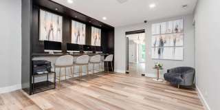 Averelle North Hills Gallery 11