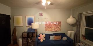 5945 North Greenview Gallery 1