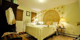 Charming 3 Bedroom- No Broker Fee Gallery 3
