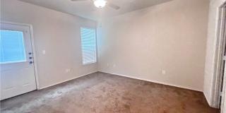569 Creekside Circle Gallery 10
