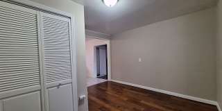 Unicorn alert!!!  5 bedroom 2 story home of your dreams! Gallery 23