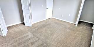 Avalon Cove Townhomes Gallery 51