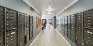 735 St. Clair Apartments Gallery 8