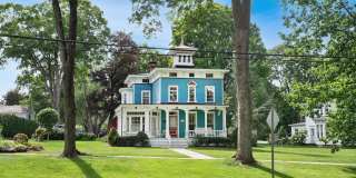 139 Main Street Gallery 35