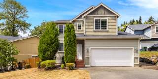 Bothell 4 Bedroom 2.5 Bath - Great Yard 2 Car Garage Gallery 1