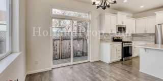 Stunning 3-Bedroom Forest Grove Home with Fireplace, Fenced Yard & Garage Gallery 4