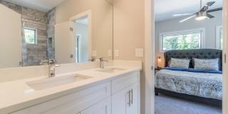 406 East Side Ave SE - Full HouseMain Gallery 48
