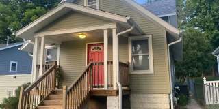 Spacious 4 Bedroom in Aksarben! Gallery 1