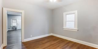 512 Troy St. Gallery 5