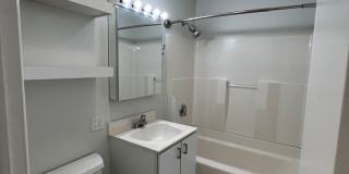 The Little Bungalow of Your Dreams Near East Bay! 2BR / 1BA Long-Term Rental Gallery 15