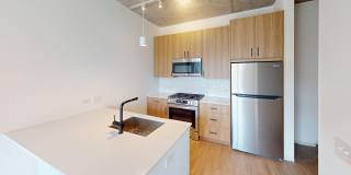 Nevéseno Gallery 81