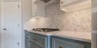Luxury 4 Bedroom 3 Bathroom Home with bonus room & storm shelter in Deer Creek Schools- Neighborhood Pool/Park Gallery 5