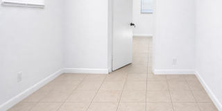 4441 Southwest 18th Street Gallery 6