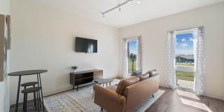 The Residence at Willow Falls Gallery 77