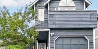 Charming Ballard 3BR Home with Patio, Garage in Prime Location Charming Ballard 3BR Home with Patio, Garage in Prime Location Gallery 1