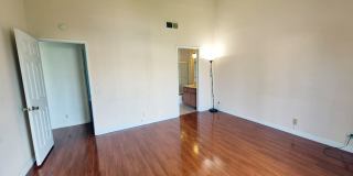 1836 E Huntington Dr Gallery 14