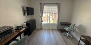 Furnished Bedroom rental with Bonus Kitchenette and office room Gallery 5