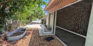 Pompano Beach Rental: 3 Bedrooms + Flexible Den - NO HOA - MOVE IN TODAY! Gallery 23