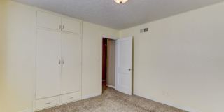 Charming 2-Bedroom Home with Spacious Backyard & Great Location Gallery 22
