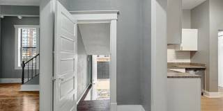 Midtown Beauty – Spacious 6BR with Bonus Room and Basement Gallery 11