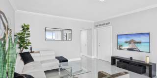 2800 E Sunrise Boulevard Gallery 12