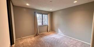 Charming 2 Bed 1.5 Bath Condo in Newark! Available August 1st! Gallery 8