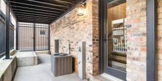 118 West Chestnut Street Gallery 9