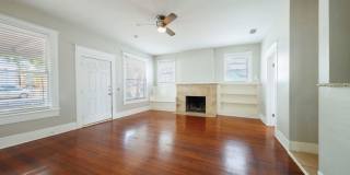 AVAILABLE AUGUST: Prime Location - 3 BR / 1 BA home located in Downtown and Walk to UT Gallery 10