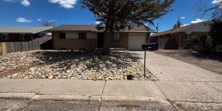 4 Bedroom 2 Bath Single Family Home In South Cheyenne Gallery 1