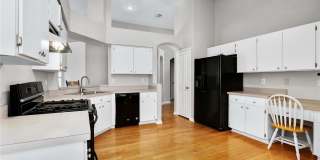 11933 DERBYSHIRE DRIVE Gallery 8