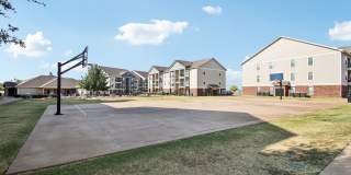 The Flats at MacArthur Gallery 28