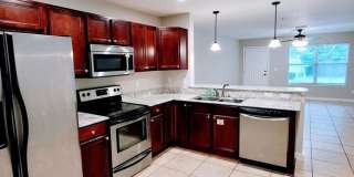 Updated 2B/2B Townhouse near Eglin AFB / Hurlburt Field Gallery 1