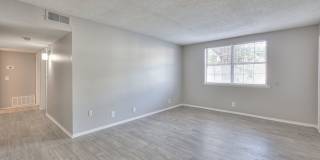 Solana at Brentwood Gallery 34