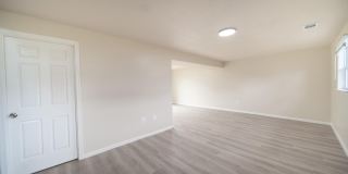 11209 CAROLINE Avenue Gallery 26