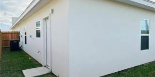 3009 W Driftwood Street unit: 3 Gallery 12