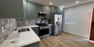 21 W Tonto St Gallery 3