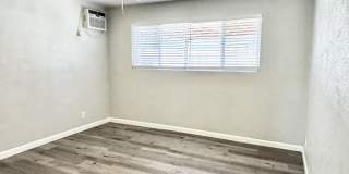 412 N 17th Dr Gallery 21