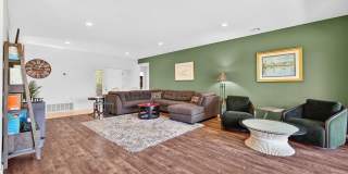 42430 Adams Street Gallery 5