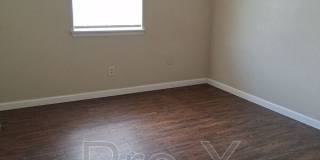 1602 Juniper Circle C Gallery 6