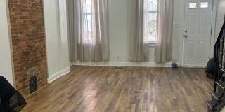 2016 North Woodstock Street Gallery 5