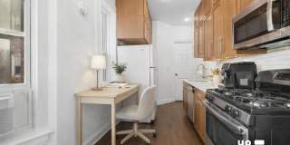 325 West 21st Street Gallery 3