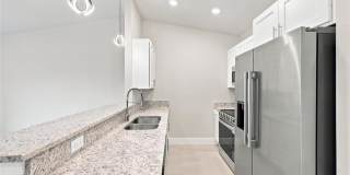 736-738 Gilbert Avenue S Gallery 34